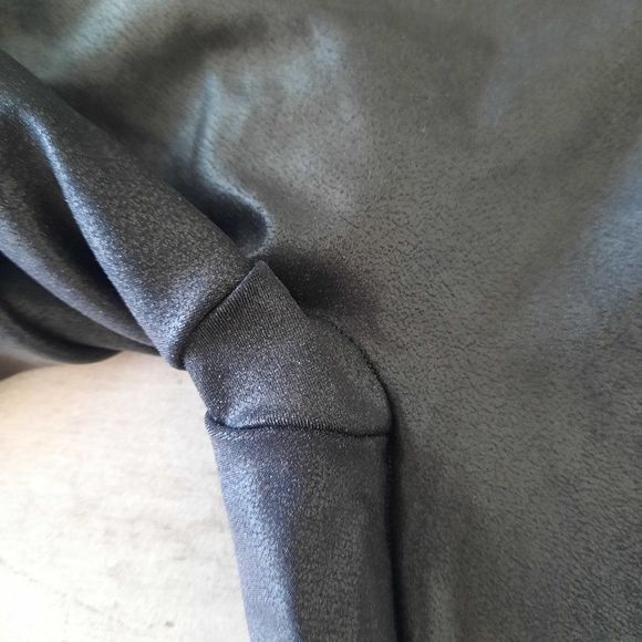 SPANX Faux Leather Leggings size s‎ /sh/p - Picture 3 of 8